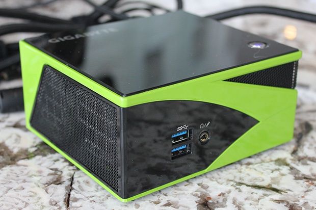 Gigabyte BRIX komputer mini-PC