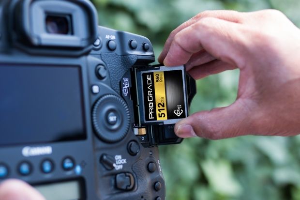 ProGrade Canon aparat