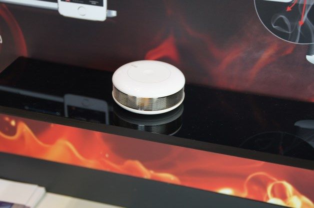 Czujnik przeciwpożarowy jest w stanie pracować w temperaturze 100°C.