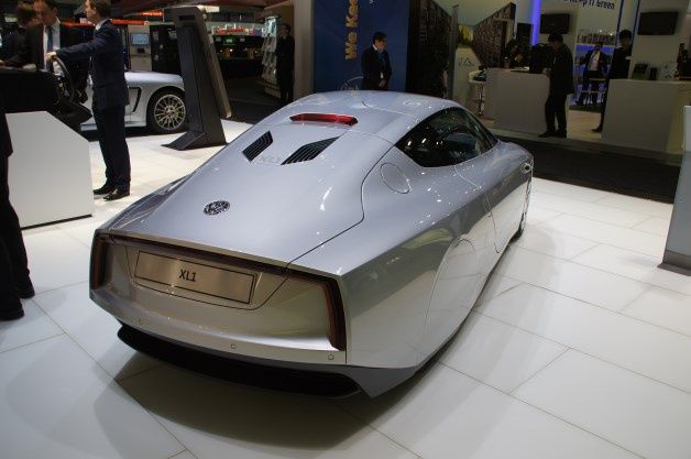 Futurystyczny, elektryczny Volkswagen XL1.