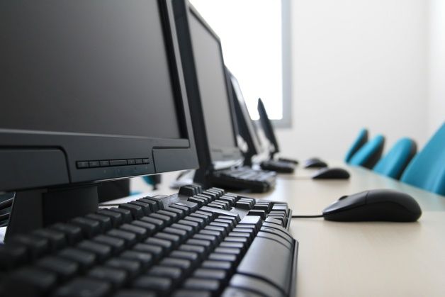 Pokój komputerowy [źródło: sxc.hu]