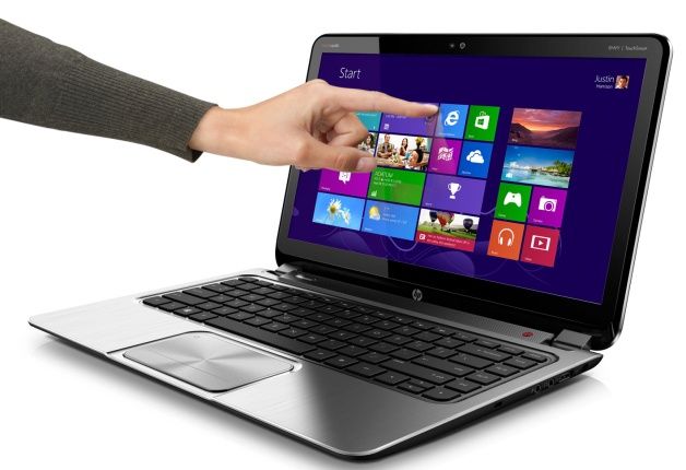 Notebook z dotykowym ekranem i systemem Windows 8