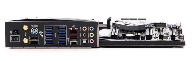 ASUS ROG Crosshair HERO VII Wi-Fi - tylny panel