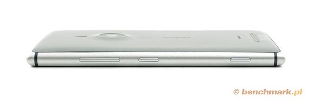 Nokia Lumia 925 bok
