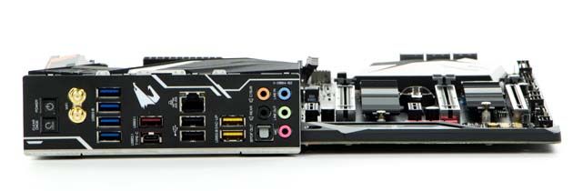 Gigabyte X470 Aorus Gaming 7 Wi-Fi - tylny panel