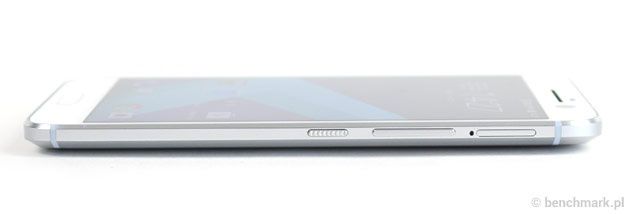 HTC 10 prawy bok