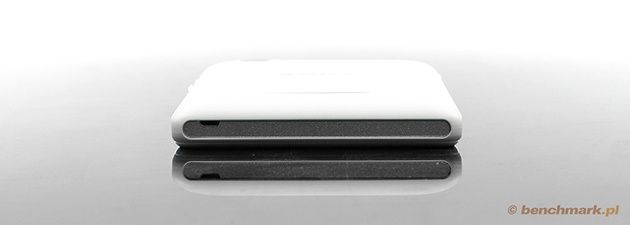 Sony Xperia M dół