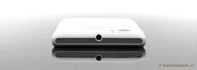 Sony Xperia M góra