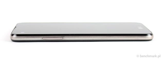 LG X Screen lewy bok