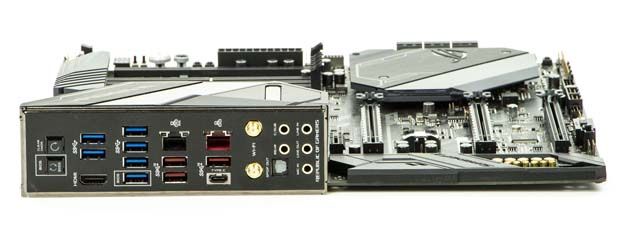 ASUS ROG Maximus XI Extreme - tylny panel