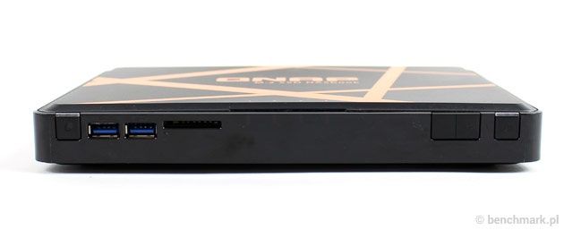 QNAP TBS-453A Widok z przodu