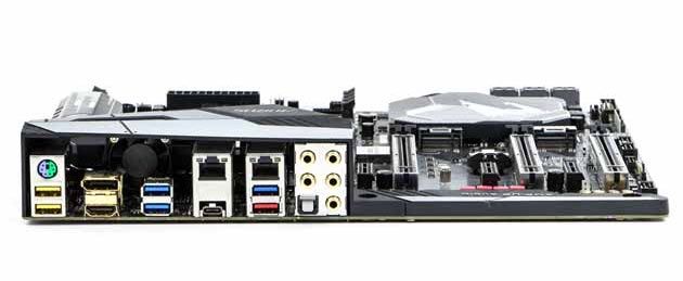 Gigabyte Z370 Aorus Gaming 7 - tylny panel