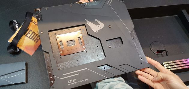 Gigabyte X299G Aorus Xtreme WaterForce