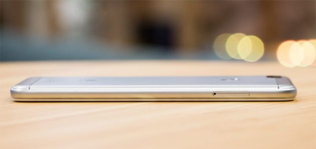 Huawei P9 Lite Mini lewy bok