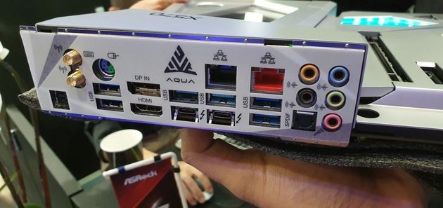 ASRock X570 AQUA