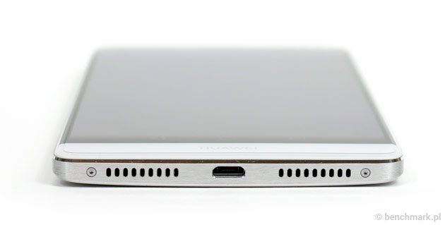 Huawei Mate 8 smartfon dół