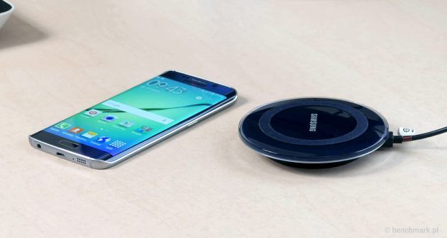 Samsung Galaxy S6 edge - ładowarka indukcyjna