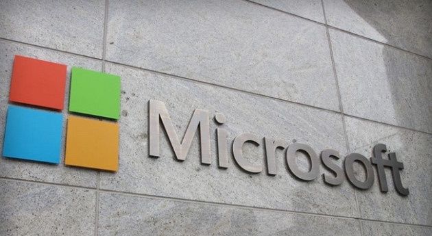 Microsoft zalicza spadek zysków