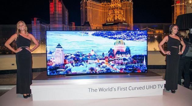 Samsung 105 UHD curved TV