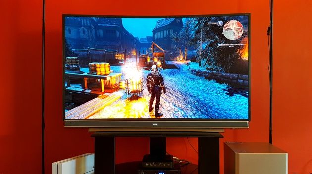 Samsung Curved Soundbar H7501 z TV