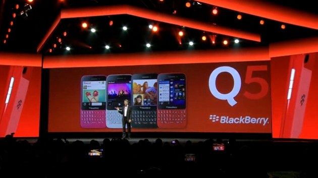 Smartfon BlackBerry Q5 smartfon prezentacja
