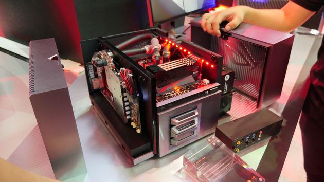ASUS ROG Avalon komputer