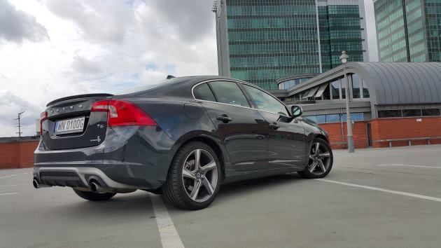 Volvo S60 bok