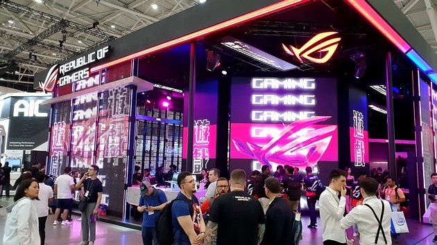 Computex 2019 - stoisko ASUS ROG