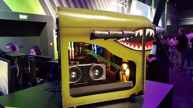 GeForce RTX - obudowa stylizowana pod grę Battlefield V z Geforce RTX na pokładzie