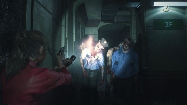 Resident Evil 2 - strzelanie znad ramienia