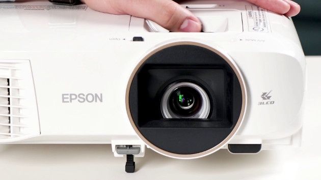 Epson EH-TW5650 przód