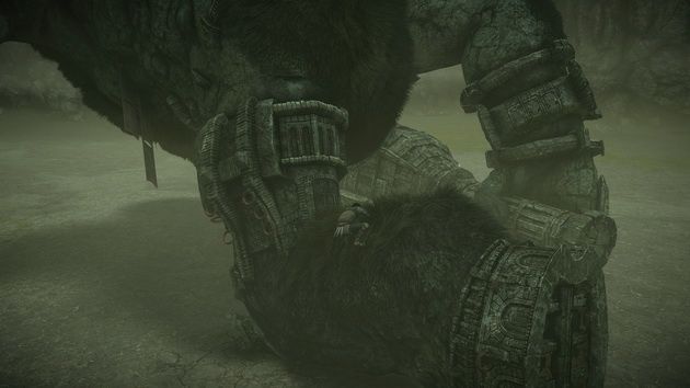 Shadow of the Colossus - wchodzenie na nogę kolosa