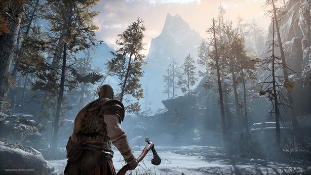 God of War - Kratos z toporem