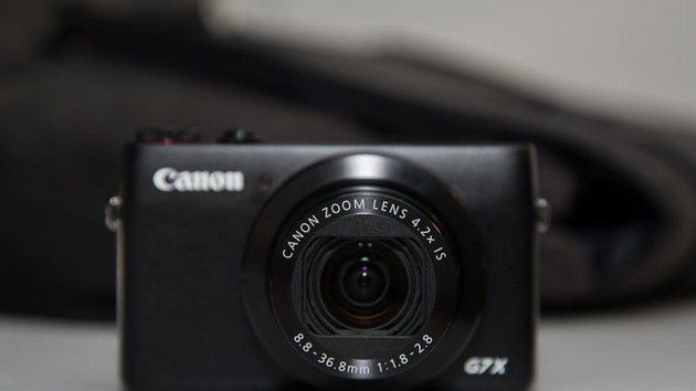 Canon PowerShot G7 X przód