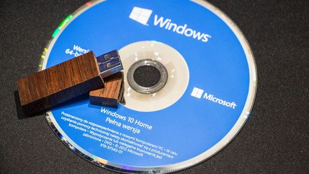 Jak zainstalować Windows z pendrive? Poradnik.