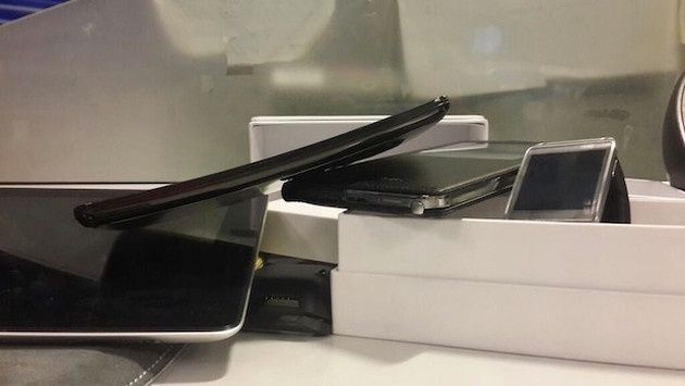 LG G Flex smartfon zakrzywiony ekran