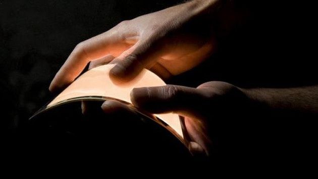 Samsung LG smartfony z zakrzywionymi ekranami