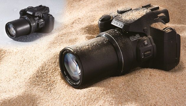 Fujifilm Finepix S1 wodoodporny i pyłoodporny