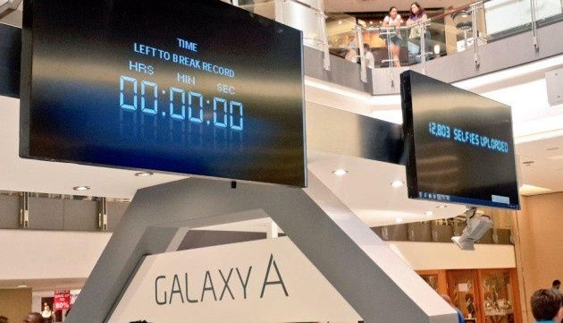 Galaxy A5 i Galaxy A3 stoisko