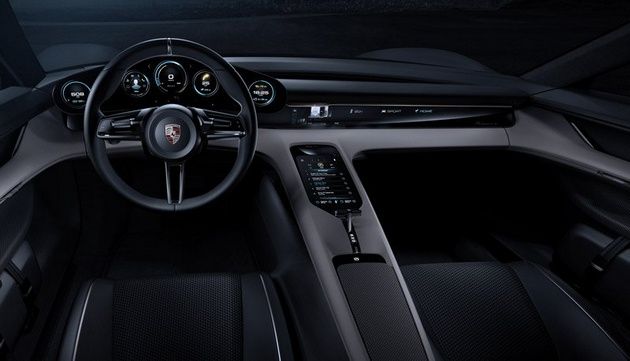 Porsche Mission E wnętrze