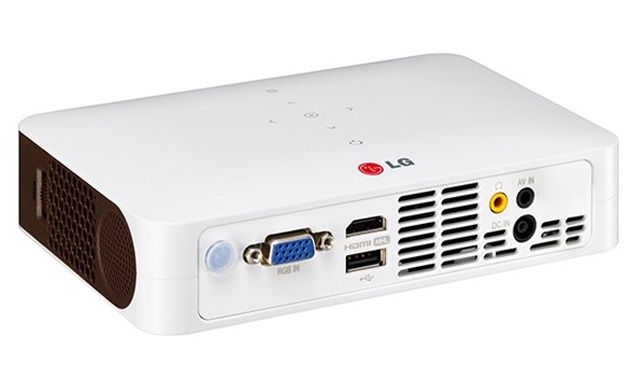 LG Minibeam PW700 widok tył