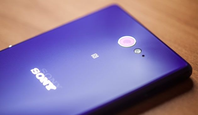 Sony Xperia M2 - tył