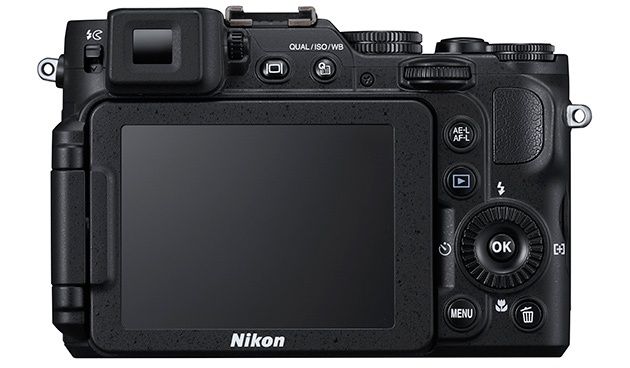 Nikon Coolpix P7800 tył