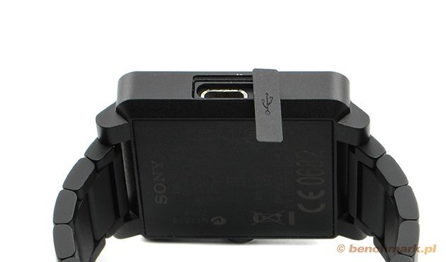 Sony Smartwatch 2 port usb