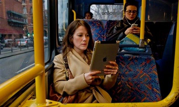 E-book bus