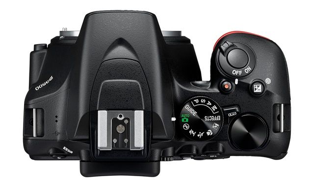 Nikon D3500 góra