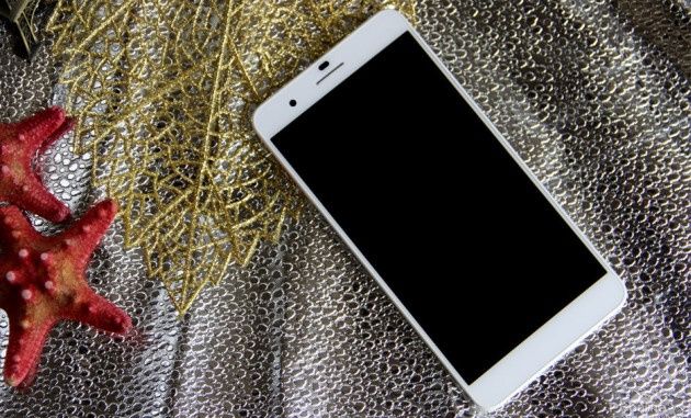 Huawei Honor 6 Plus smartfon