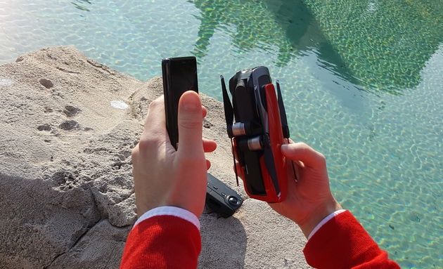 DJI Mavic Air - porównanie do smartfona