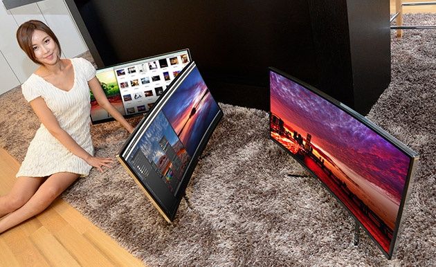 monitor z zakrzywionym ekranem