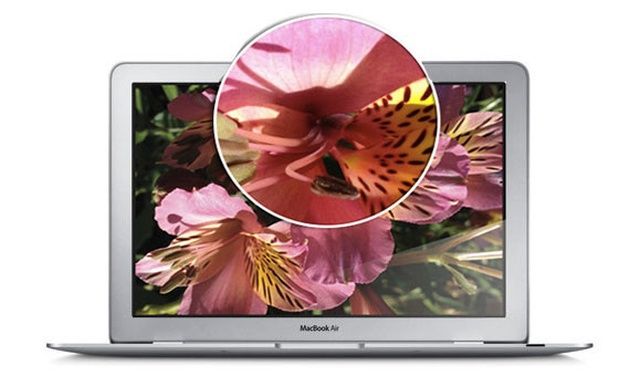 Apple MacBook Retina widok front